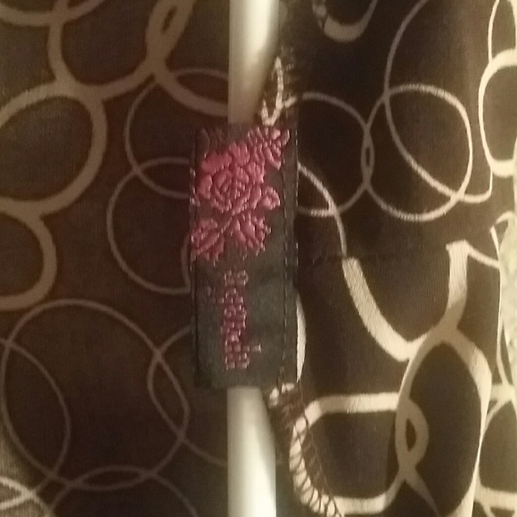 Top - Picture 4 of 4